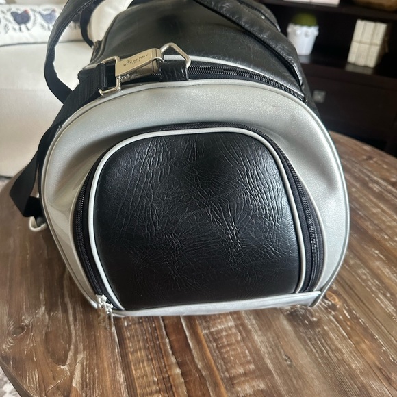 Burberry - Picture 2 of 10